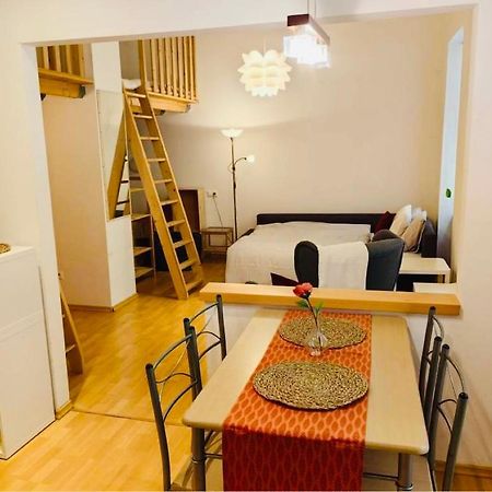 Downtown Apartment Bianca Bratislava Exterior photo