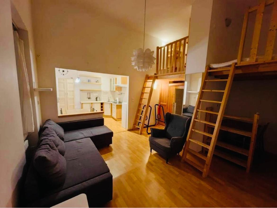 Downtown Apartment Bianca Bratislava Exterior photo
